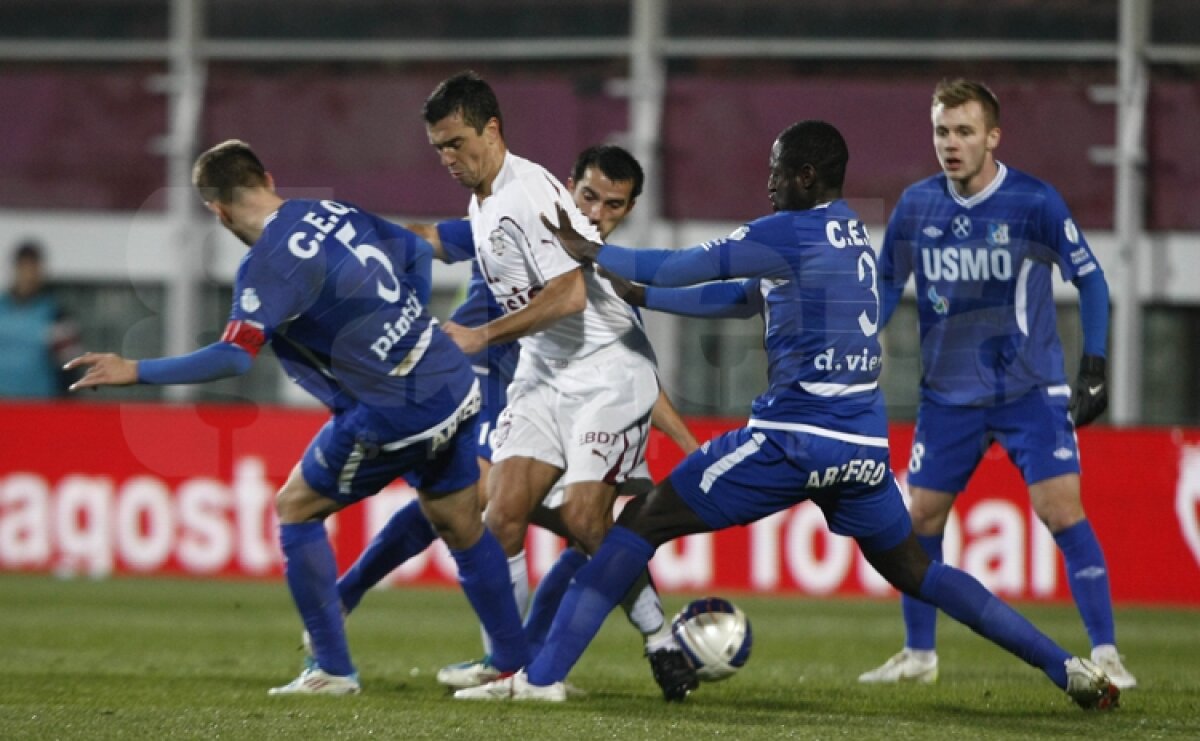 FOTO & VIDEO » Rapid - Pandurii 2-0. Deac şi Grigorie îi duc pe giuleşteni în semifinalele Cupei