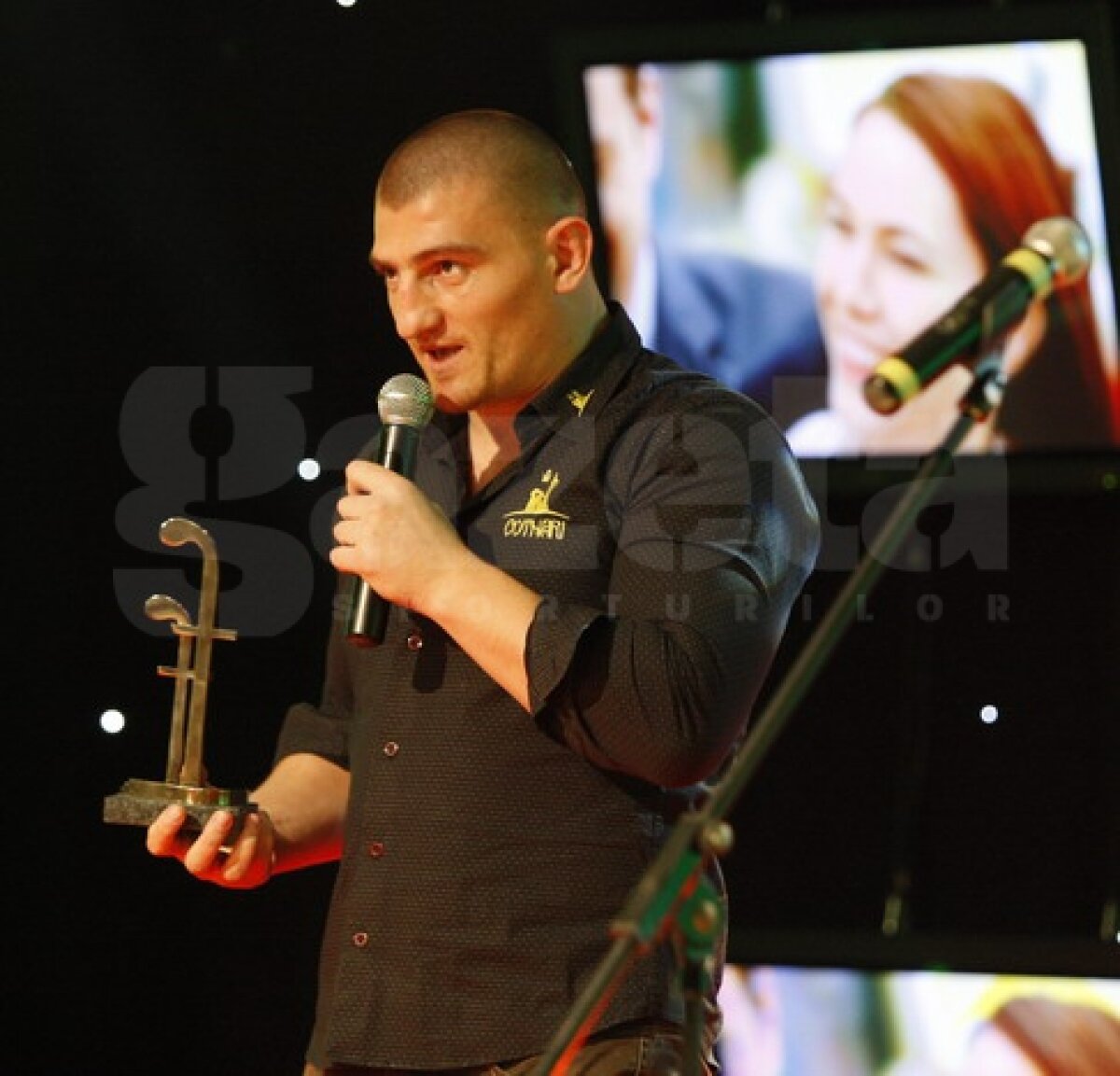 Galerie foto » Gala "Fantasticii Fanatik" şi-a desemnat cîştigătorii: Pancu - meseriaşul anului :D