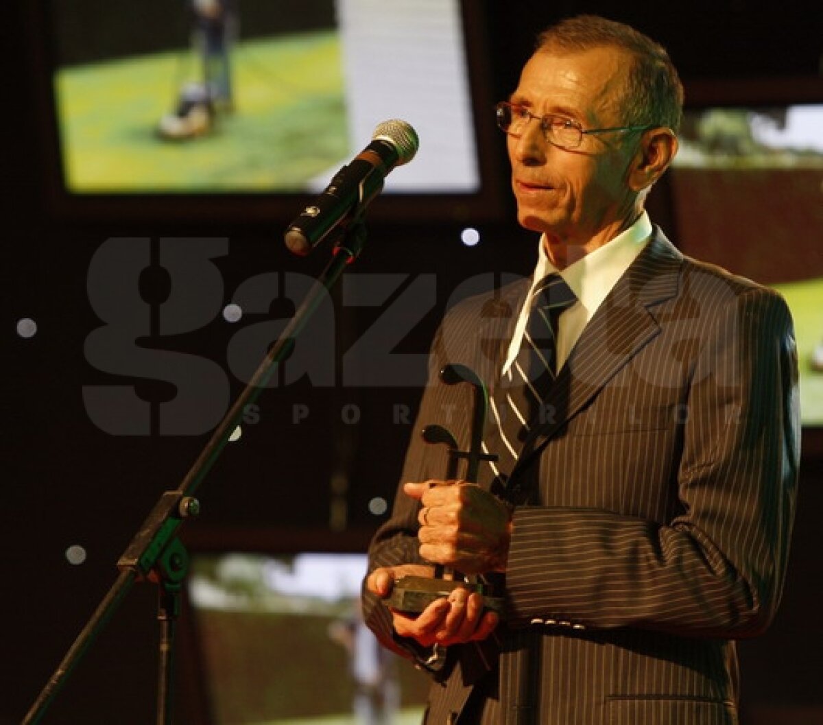 Galerie foto » Gala "Fantasticii Fanatik" şi-a desemnat cîştigătorii: Pancu - meseriaşul anului :D