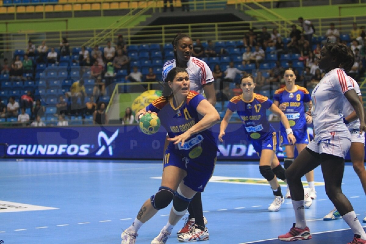 RUŞINE INCREDIBILĂ » România a fost umilită de Franţa (20-39), dar s-a calificat în optimi unde va înfrunta Croaţia