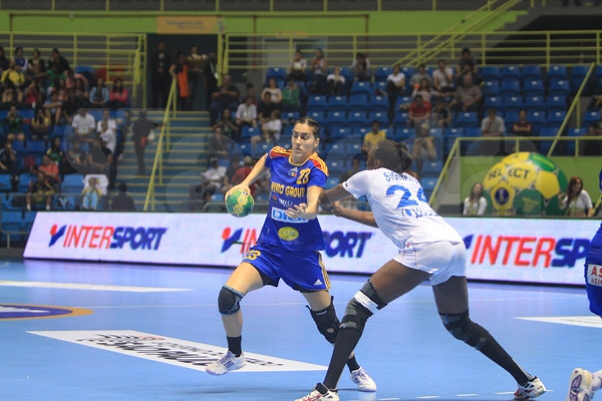 RUŞINE INCREDIBILĂ » România a fost umilită de Franţa (20-39), dar s-a calificat în optimi unde va înfrunta Croaţia