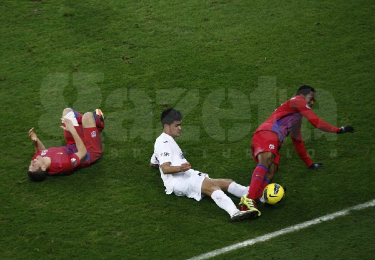 FOTO » Steaua termină la egalitate cu CFR, 1-1. Clujenii au avut doi jucători eliminaţi, Steaua trei bare