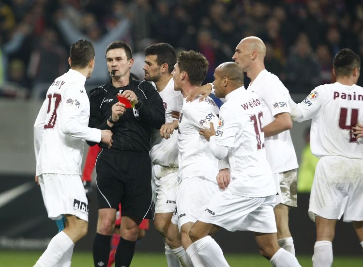 Becali s-a dezlănţuit la adresa arbitrului cu acuze extrem de grave: ”Balaj, un nenorocit plătit pentru blat!”