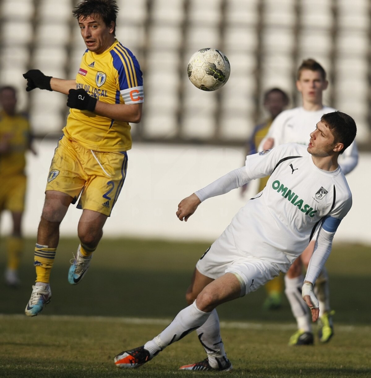 FOTO » Sportul nu a putut trece pe teren propriu de Petrolul, scor 1-1