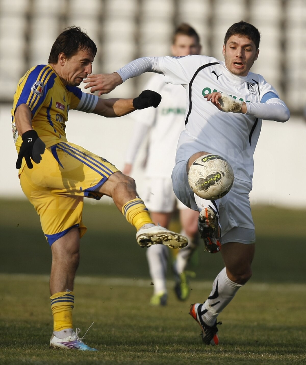 FOTO » Sportul nu a putut trece pe teren propriu de Petrolul, scor 1-1