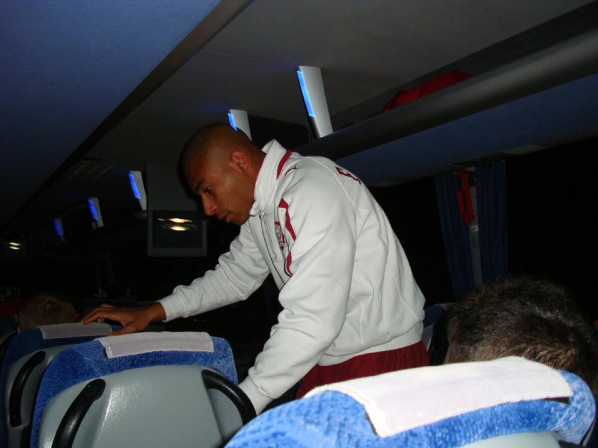 Rapidiştii s-au cazat în Brăila, după care au updatat Facebookul