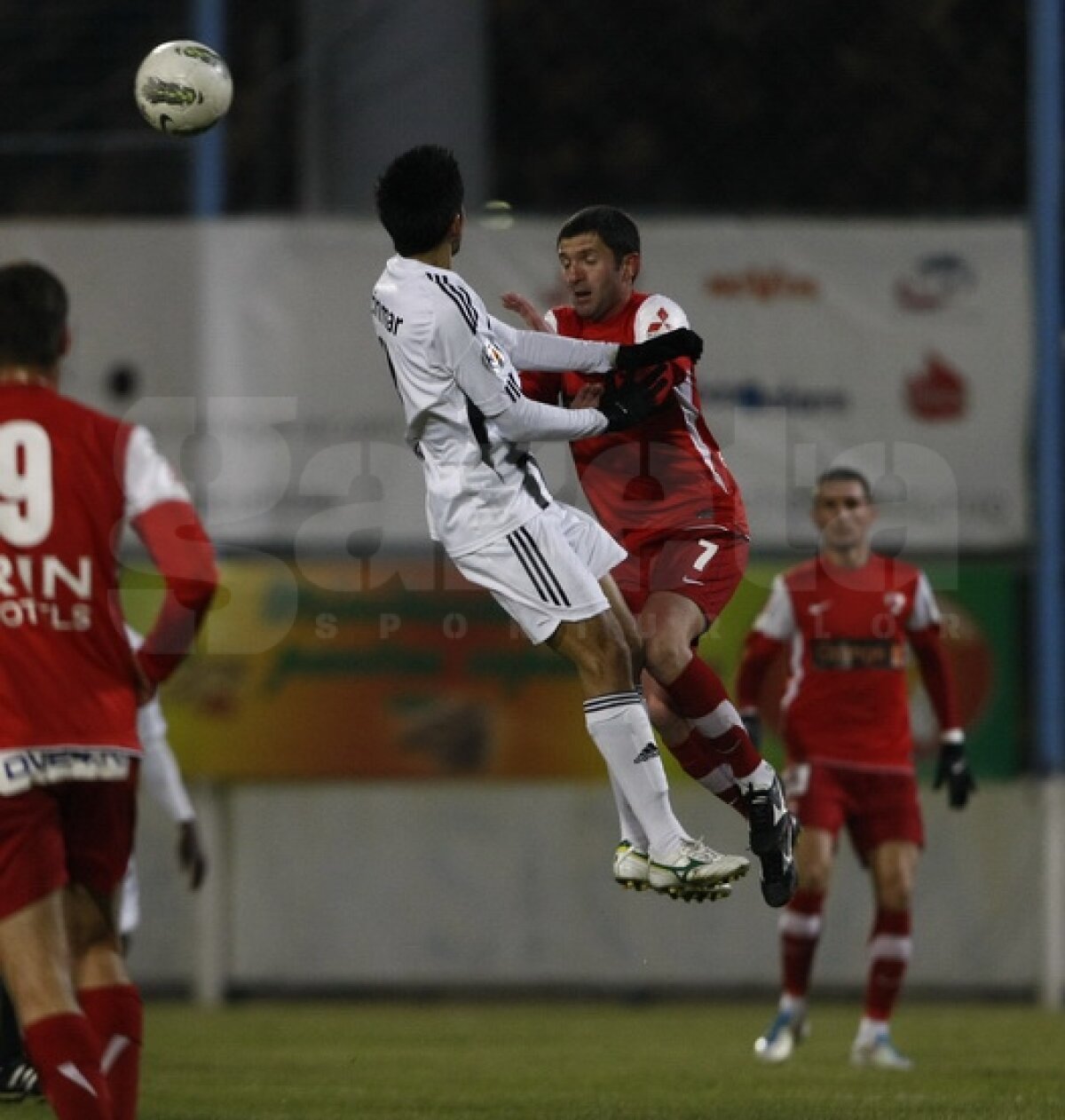 "Cîinii" termină turul pe primul loc » Astra - Dinamo 0-0