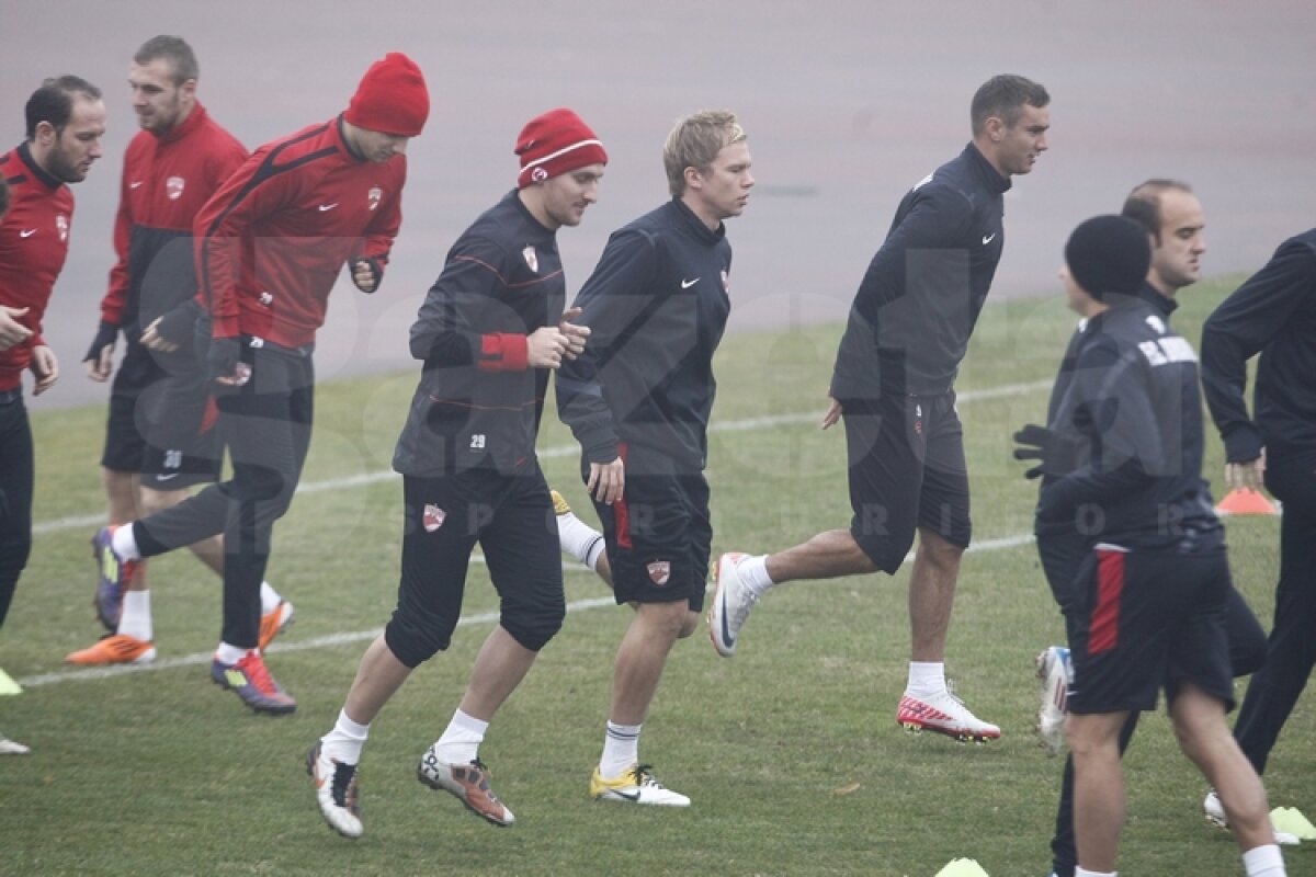 FOTO EXCLUSIV » "Cîinii" contraatacă la transferuri » Un fost campion european se antrenează cu Dinamo