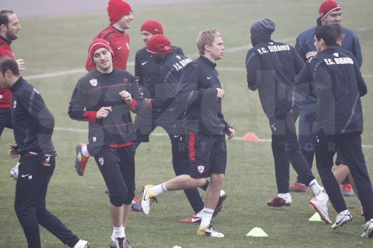 FOTO EXCLUSIV » "Cîinii" contraatacă la transferuri » Un fost campion european se antrenează cu Dinamo