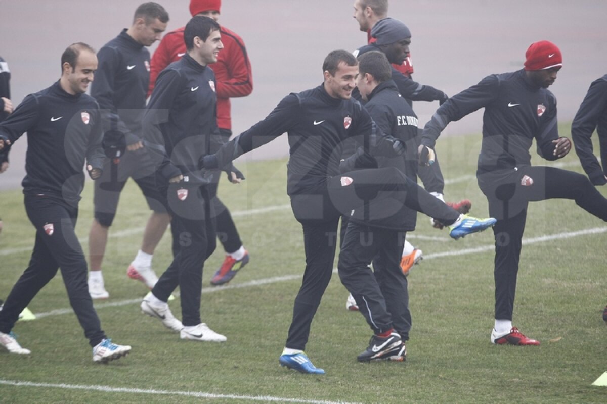 FOTO EXCLUSIV » "Cîinii" contraatacă la transferuri » Un fost campion european se antrenează cu Dinamo