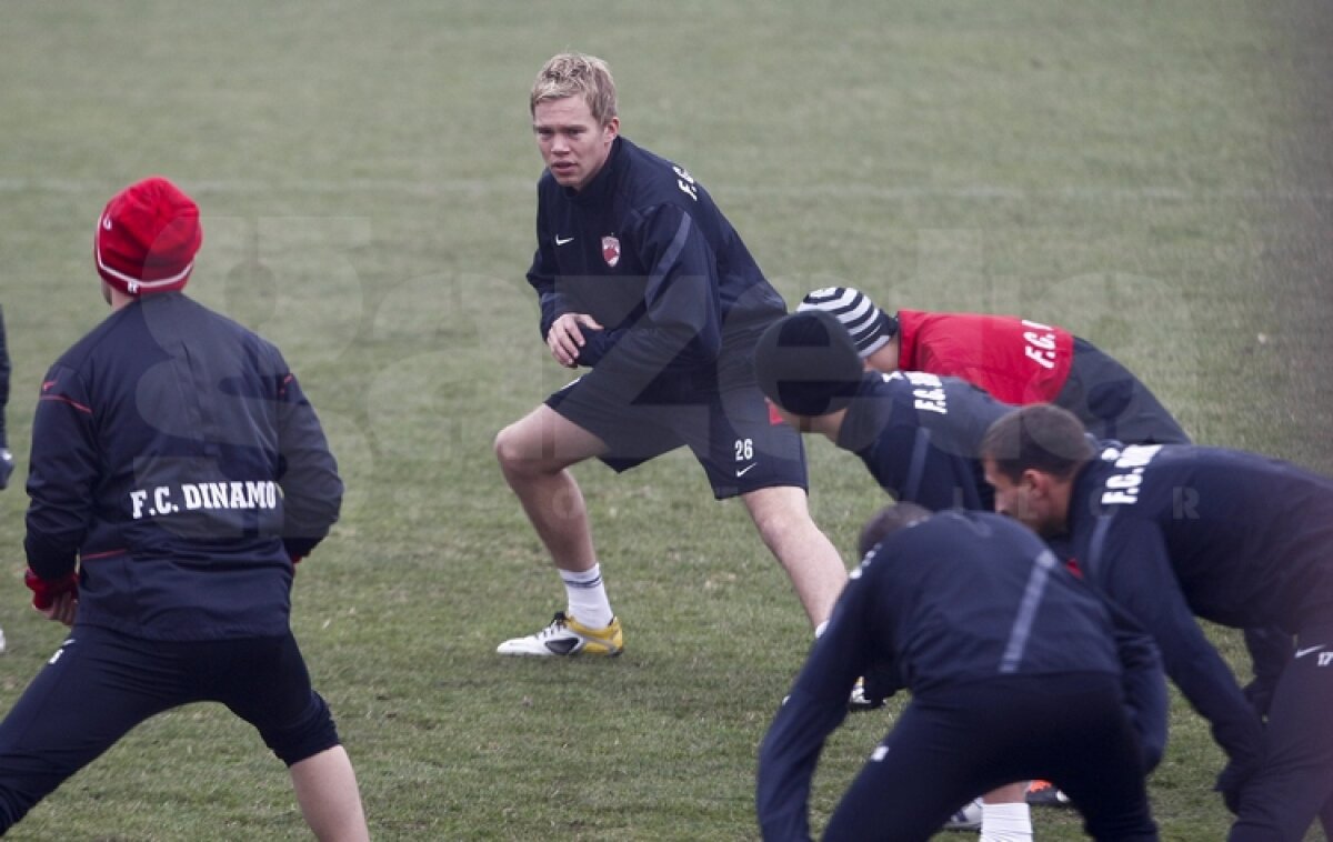 FOTO EXCLUSIV » "Cîinii" contraatacă la transferuri » Un fost campion european se antrenează cu Dinamo