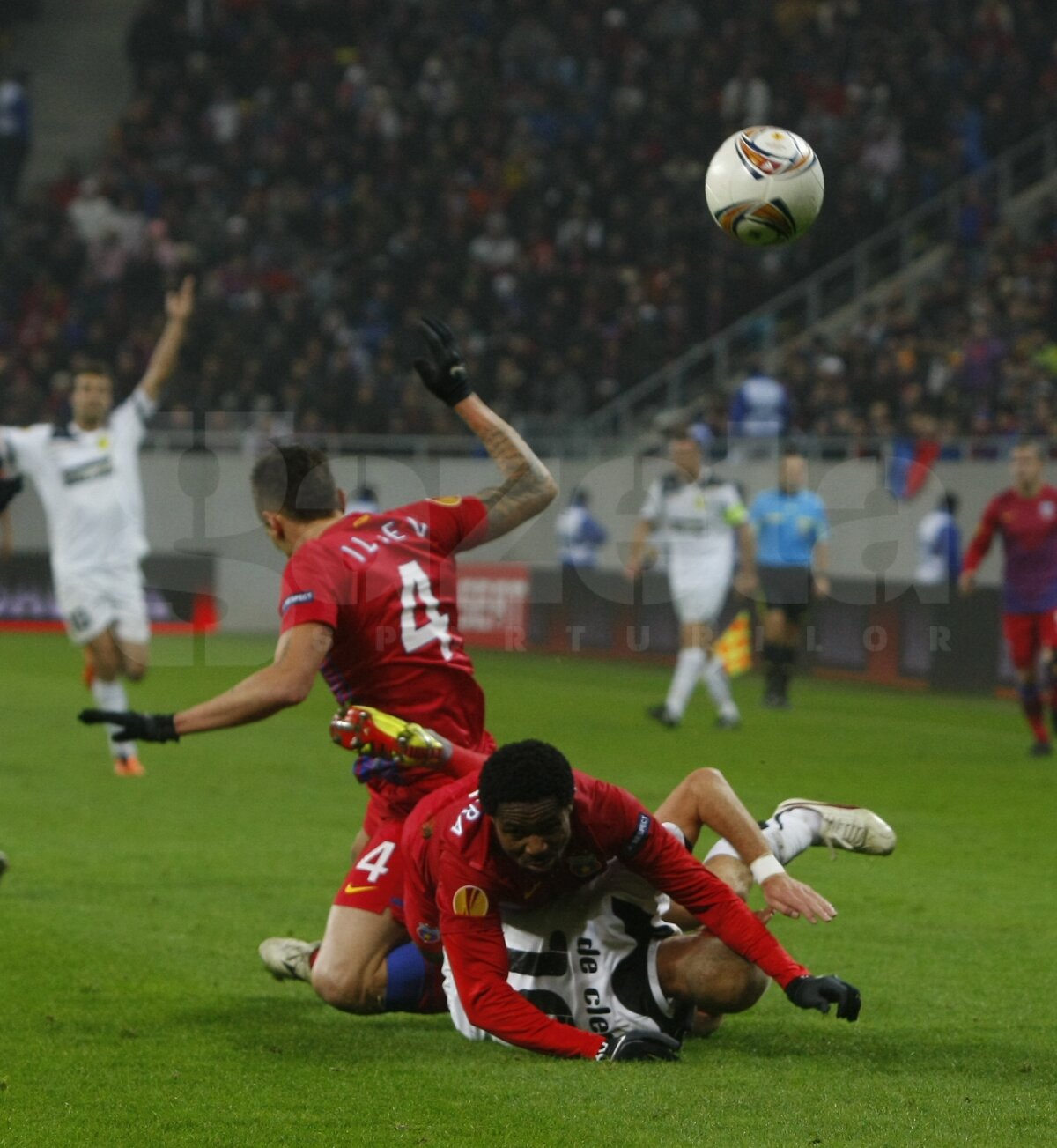 Steaua - Larnaca 3-1 »  Steaua s-a calificat în primăvara europeană după 5 ani