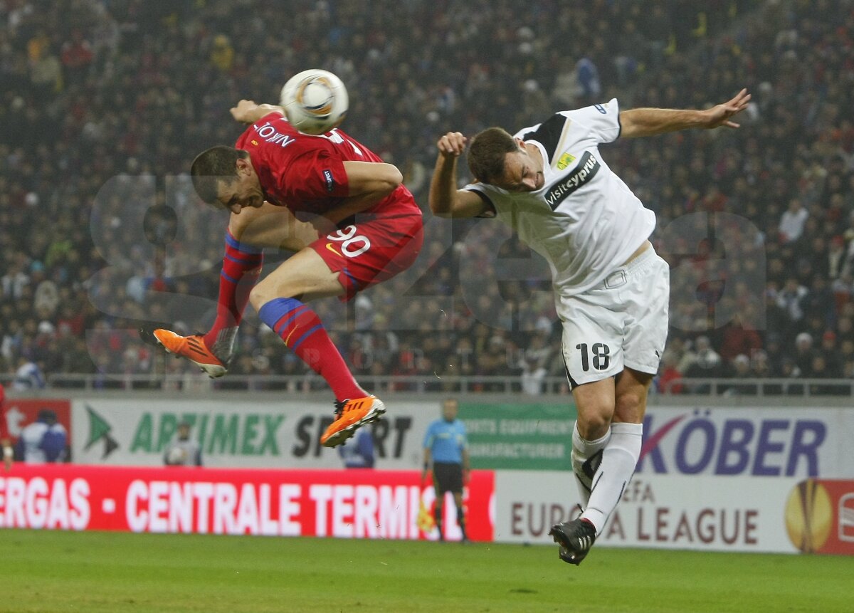 GALERIE FOTO Nikolici, noul idol al steliştilor » 10 imagini de colecţie cu un atacant de nota 10