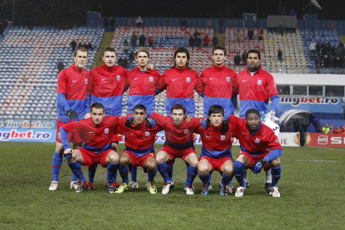 FOTO Top 10 poze din "dubla" Steaua - Twente » Fanii olandezi au impresionat prin coregrafie