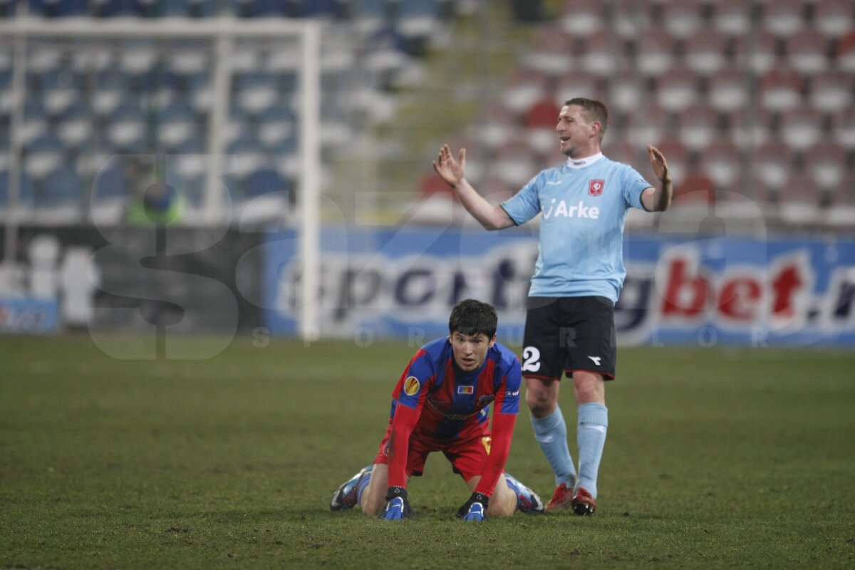 FOTO Top 10 poze din "dubla" Steaua - Twente » Fanii olandezi au impresionat prin coregrafie