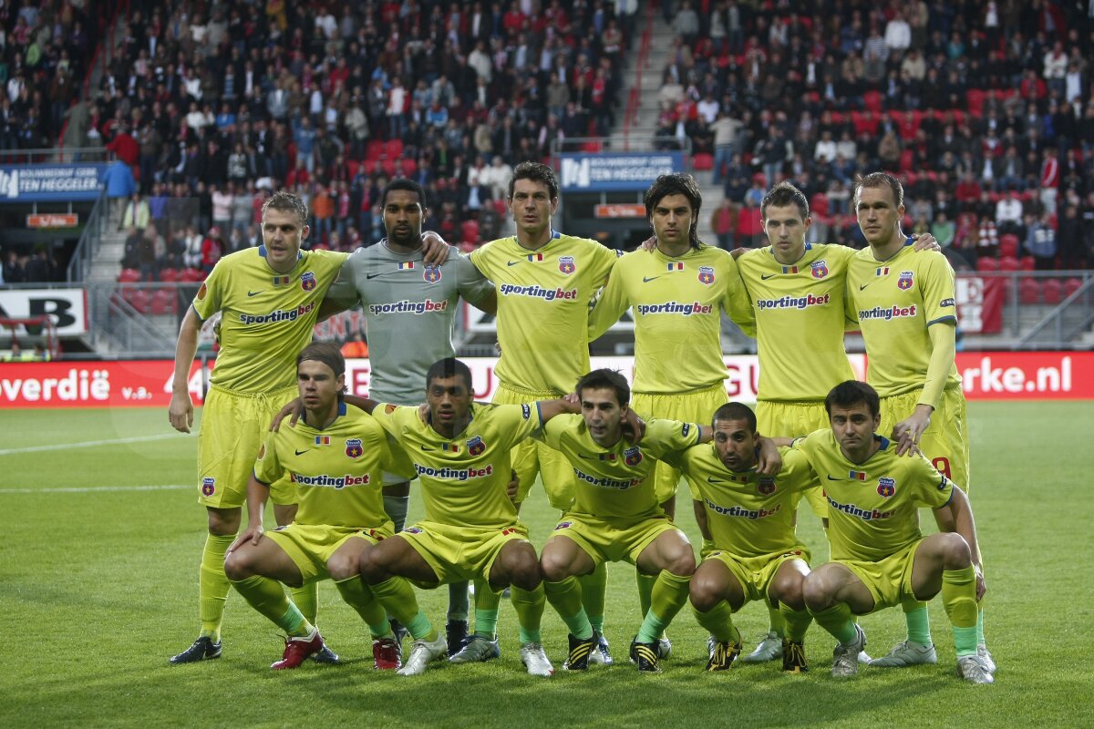 FOTO Top 10 poze din "dubla" Steaua - Twente » Fanii olandezi au impresionat prin coregrafie