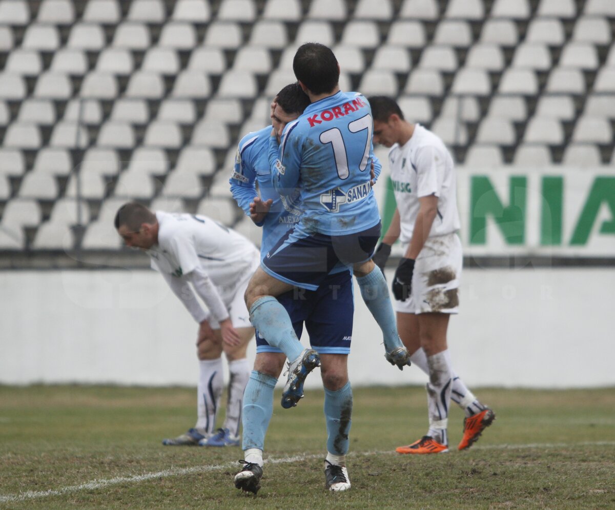 Sportul - Chiajna 2-2 » "Studenţii" au fost "curăţaţi" de gafa portarului Popescu