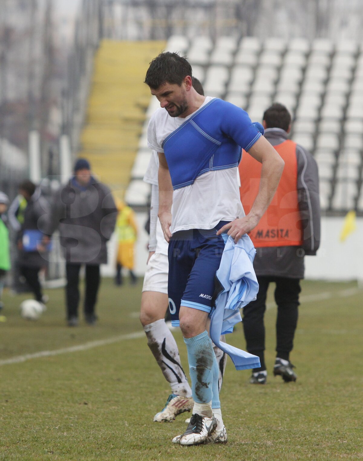 Sportul - Chiajna 2-2 » "Studenţii" au fost "curăţaţi" de gafa portarului Popescu