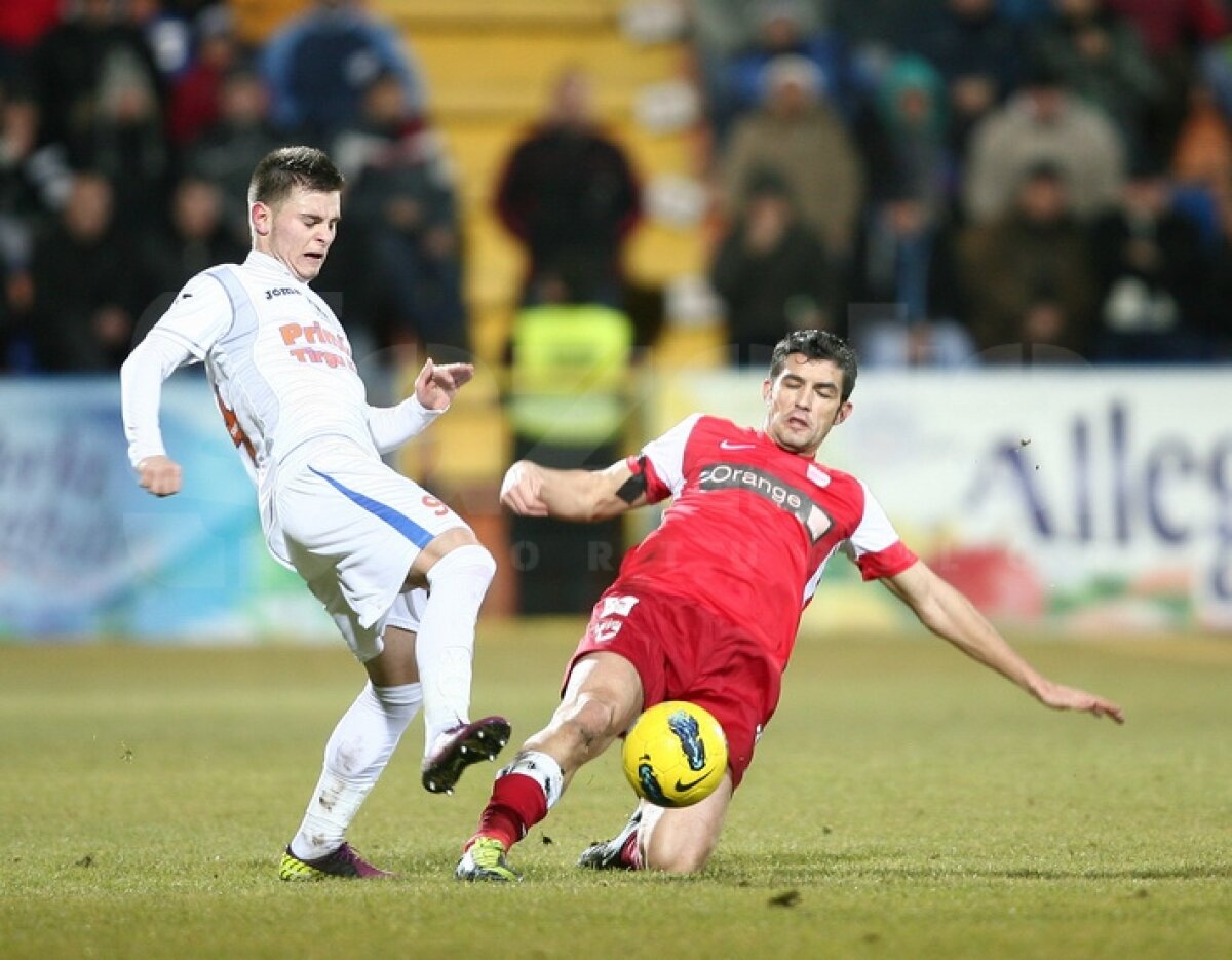 "Cîinii" intră în pauza de iarnă în postura de lideri » Tg. Mureş - Dinamo 0-1