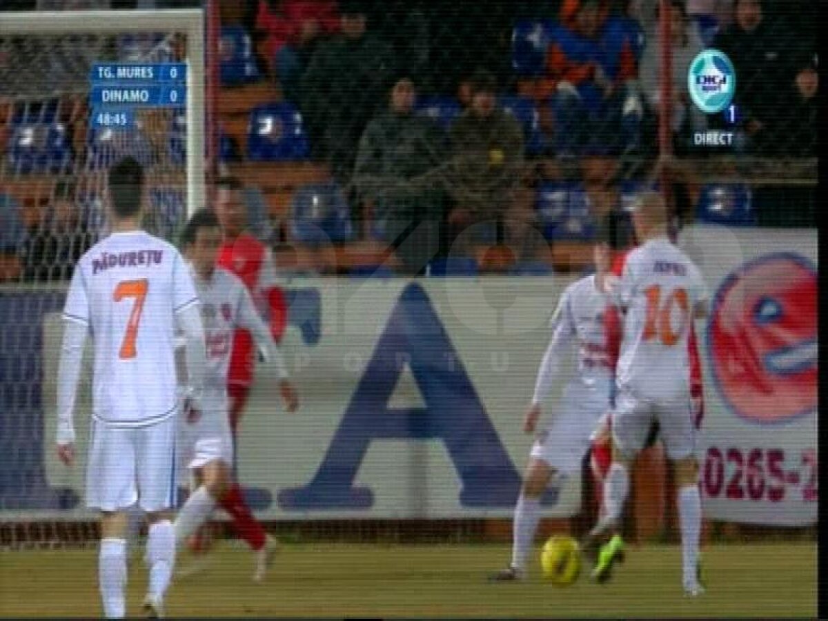 FOTO » Dinamo a deschis scorul la Tg. Mureş din penalty. Ţi se pare 11 metri?