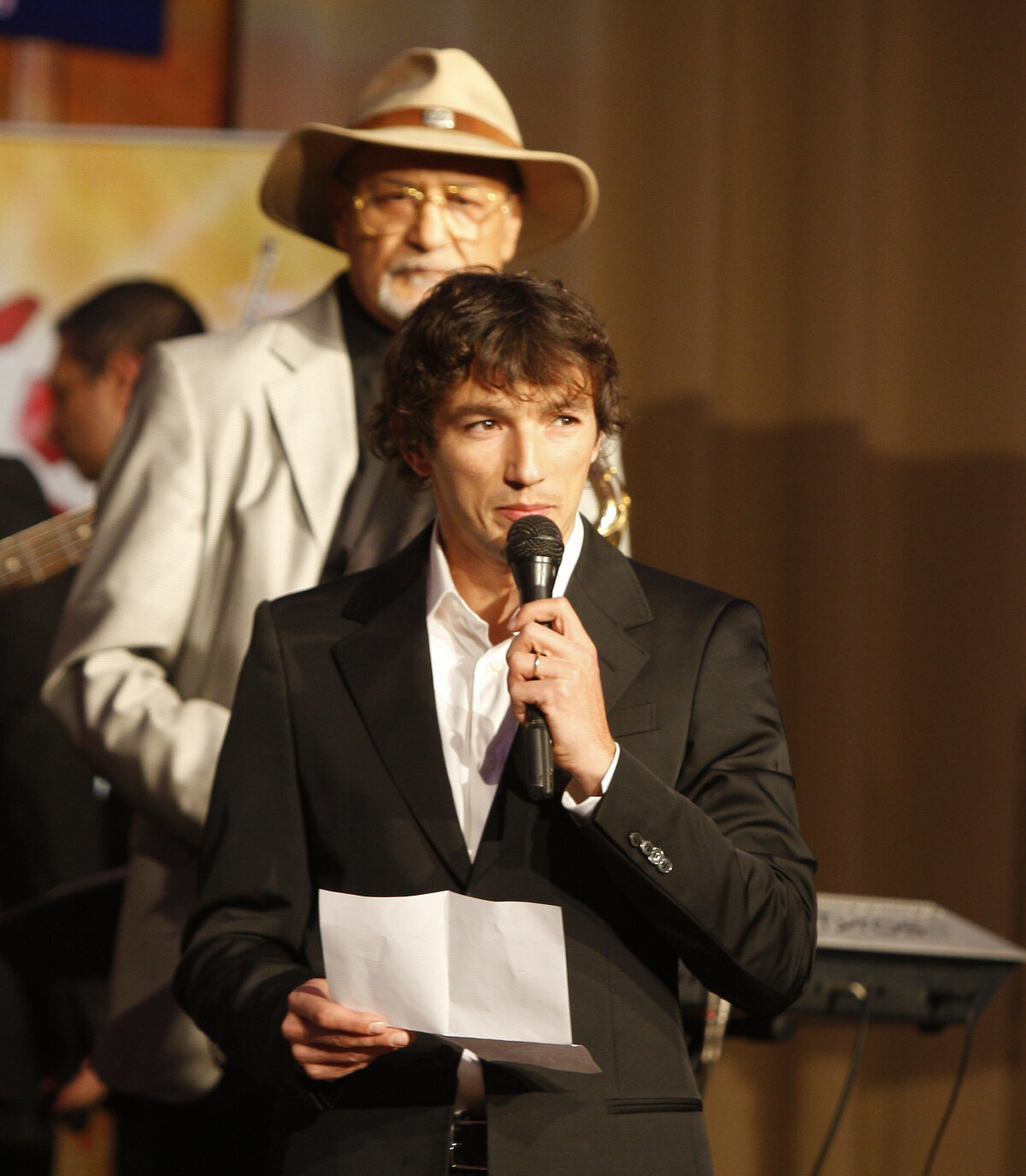 Crăciunescu i-a stricat dispoziţia lui Dragomir la Gala Fotbalului Profesionist » Festivitate fără premianţi