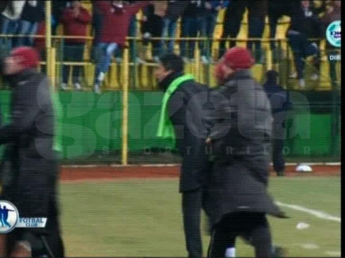 Răzvan Lucescu despre gesturile obscene de la Vaslui: "Dacă le-am făcut, sînt un tîmpit"