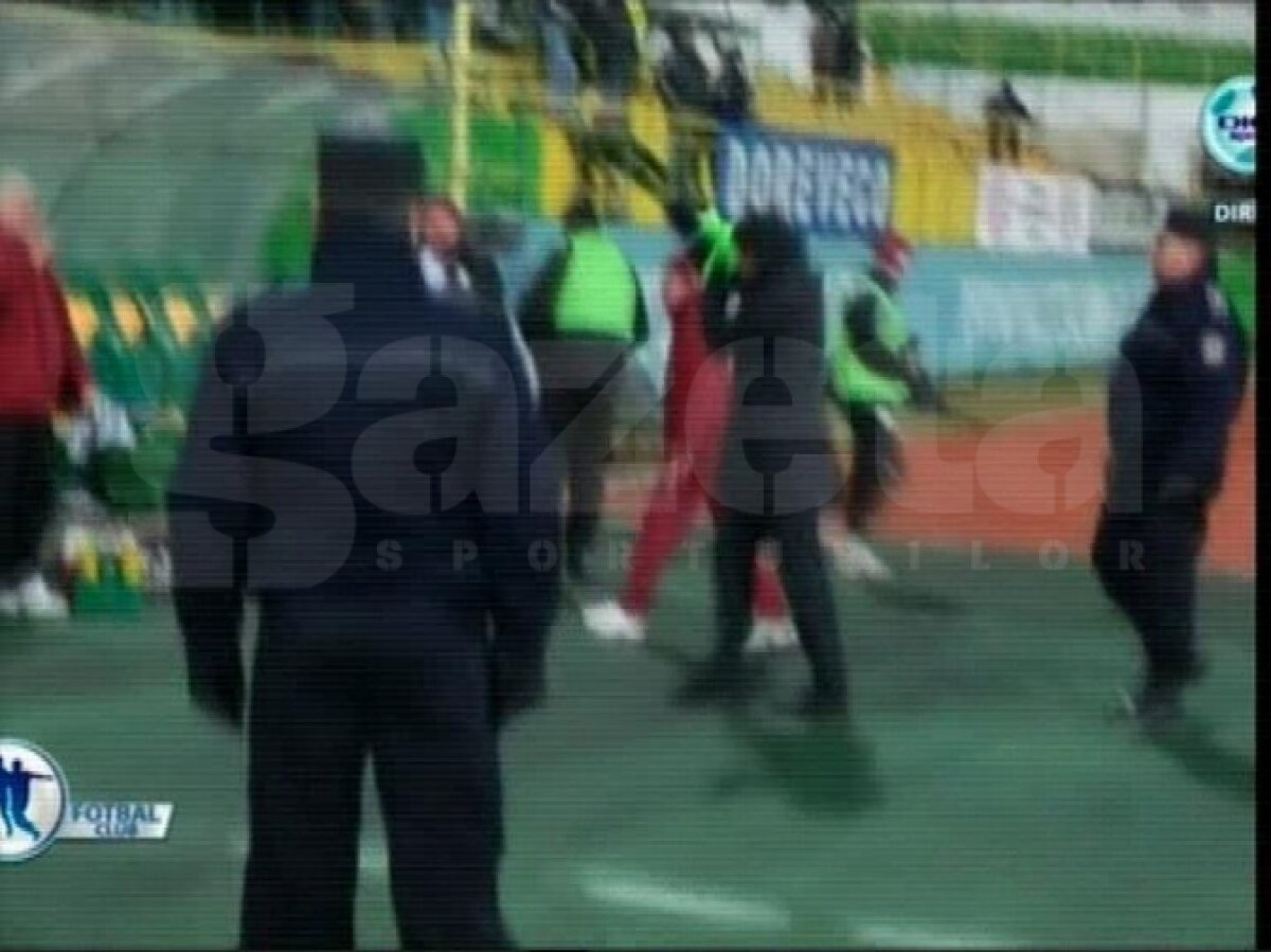 Răzvan Lucescu despre gesturile obscene de la Vaslui: "Dacă le-am făcut, sînt un tîmpit"