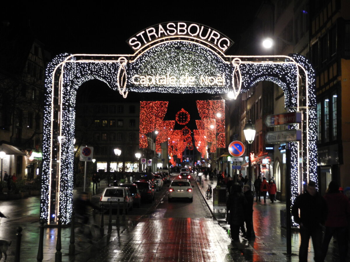 Cristian Geambaşu a întîlnit la Strasbourg un erou uitat: Mihai Bucos, OMUL CARE BĂTEA FRANŢA