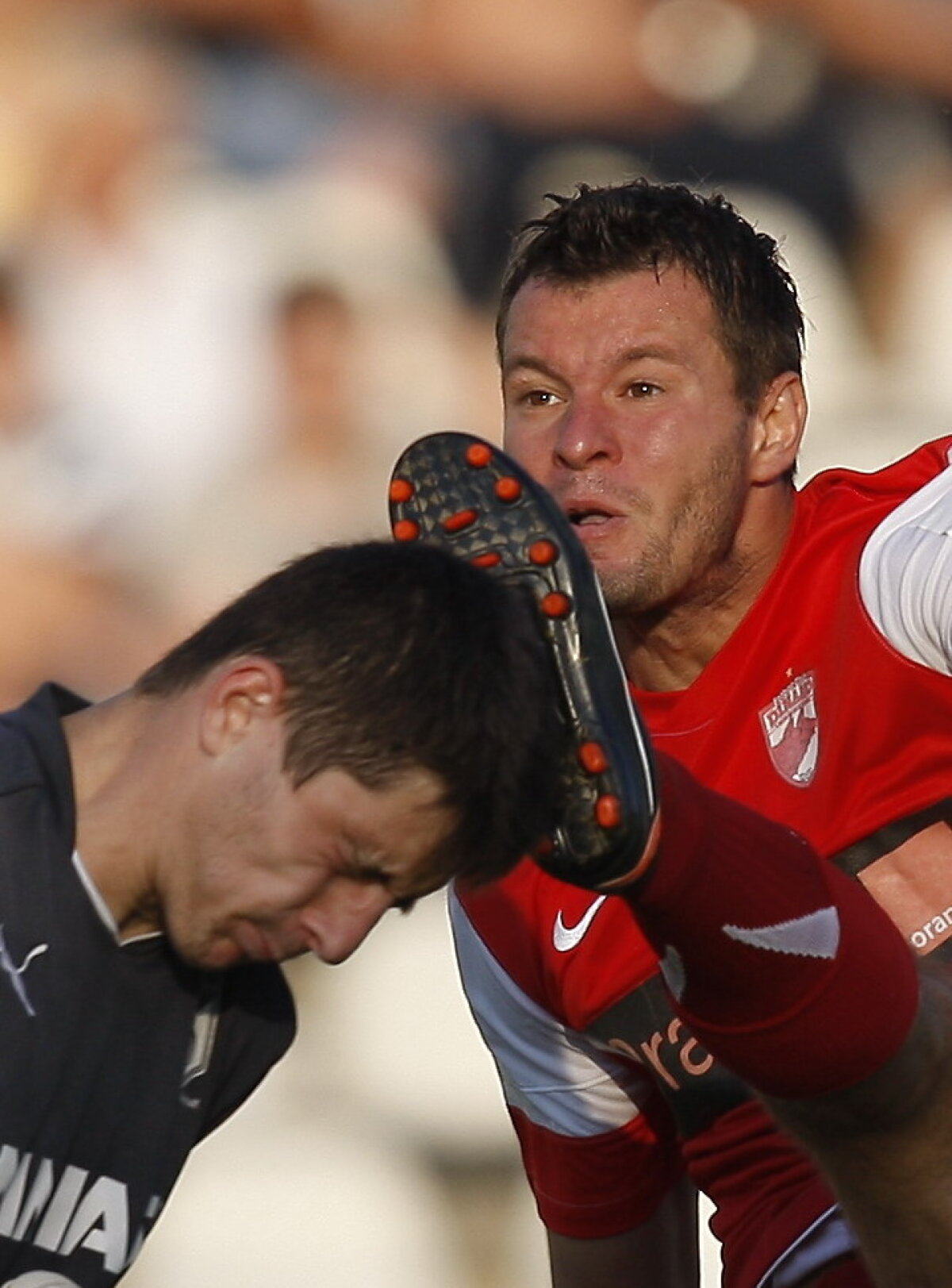 SUPERGALERIE FOTO Imaginile anului 2011: tehnică, viteză, contact