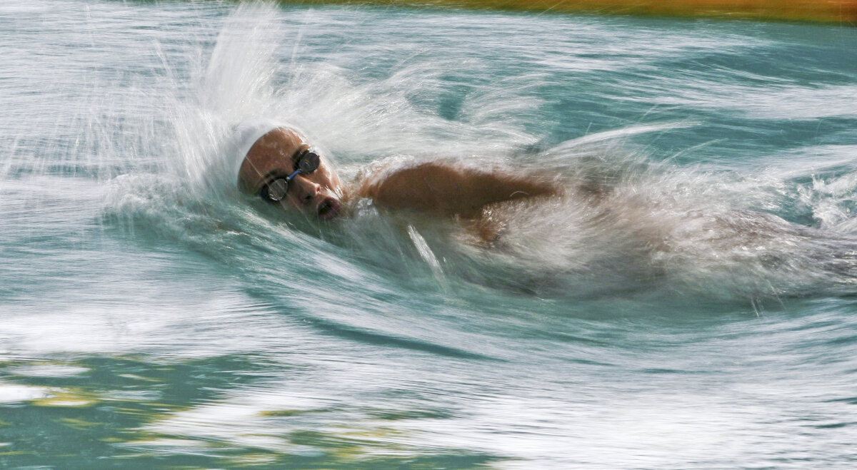 SUPERGALERIE FOTO Imaginile anului 2011: tehnică, viteză, contact