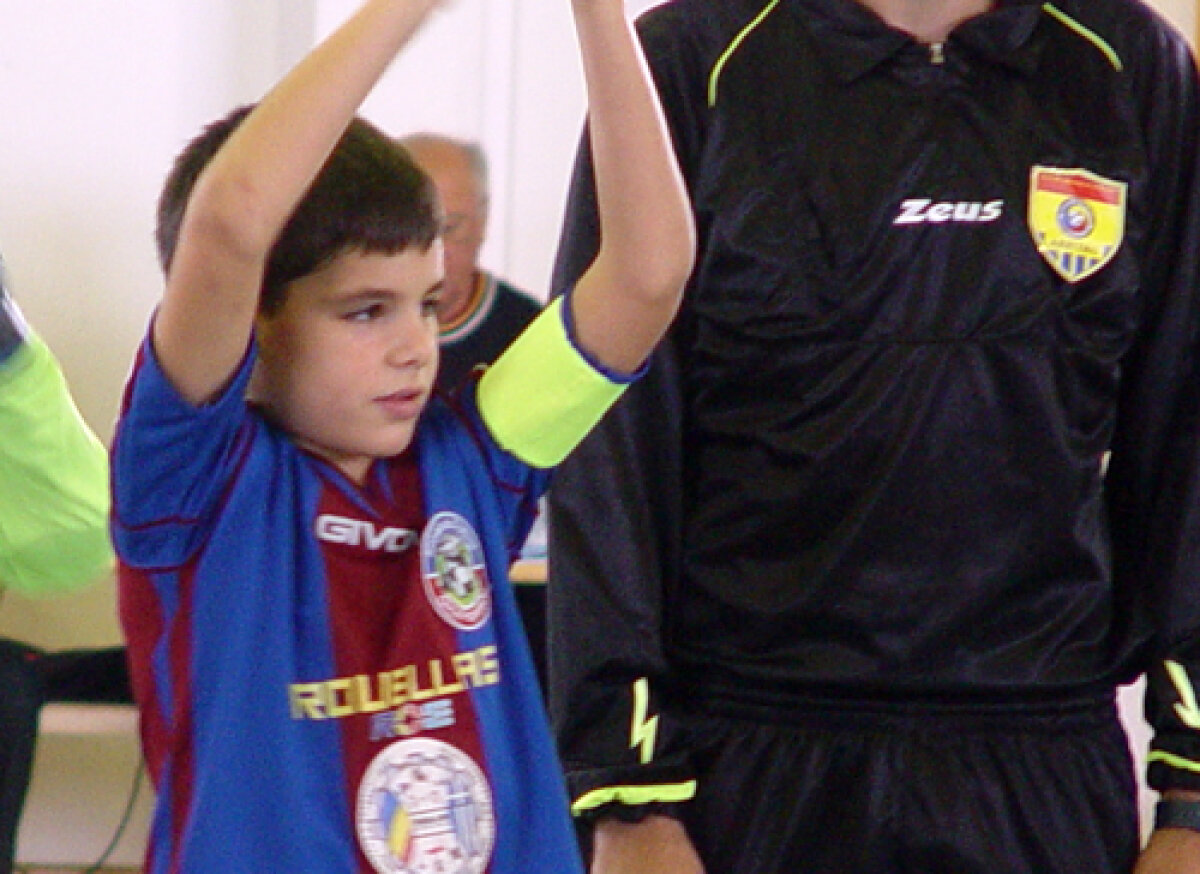 Povestea celui mai tînăr golgeter şi MVP al fotbalului românesc: "Visez că-l driblez pe Hagi!"