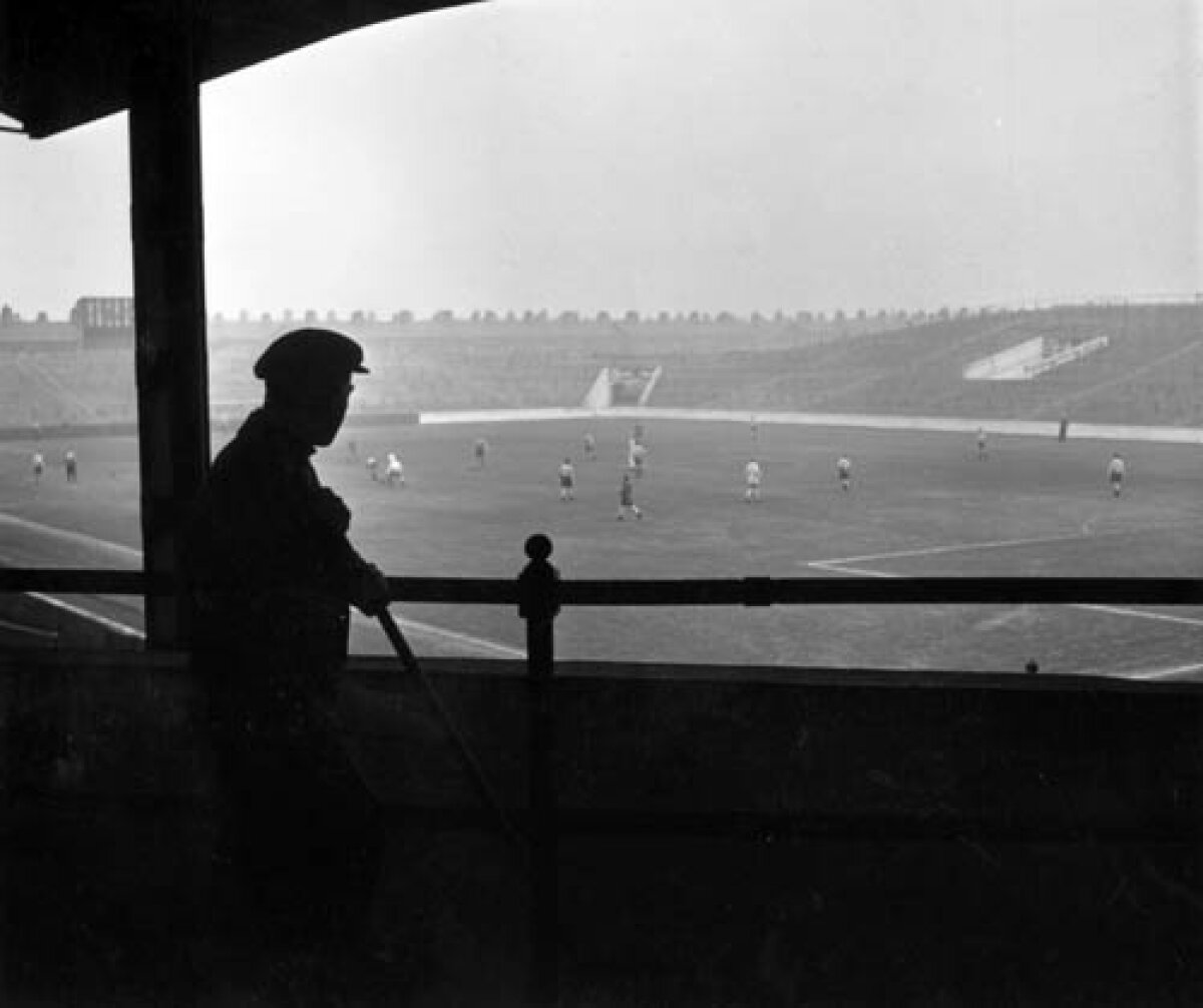 Cea mai mare gafă din istoria FRF: A stat degeaba, a luat banii, a fugit