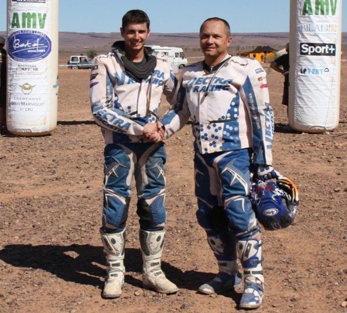 FOTO Gyenes pe 38, Butuza pe 107 la Raliul Dakar. Doi români participă la cursa de peste 8.000 de kilometri