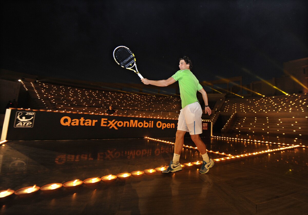 VIDEO/ De la copii la lumănări » Federer a făcut spectacol la Doha