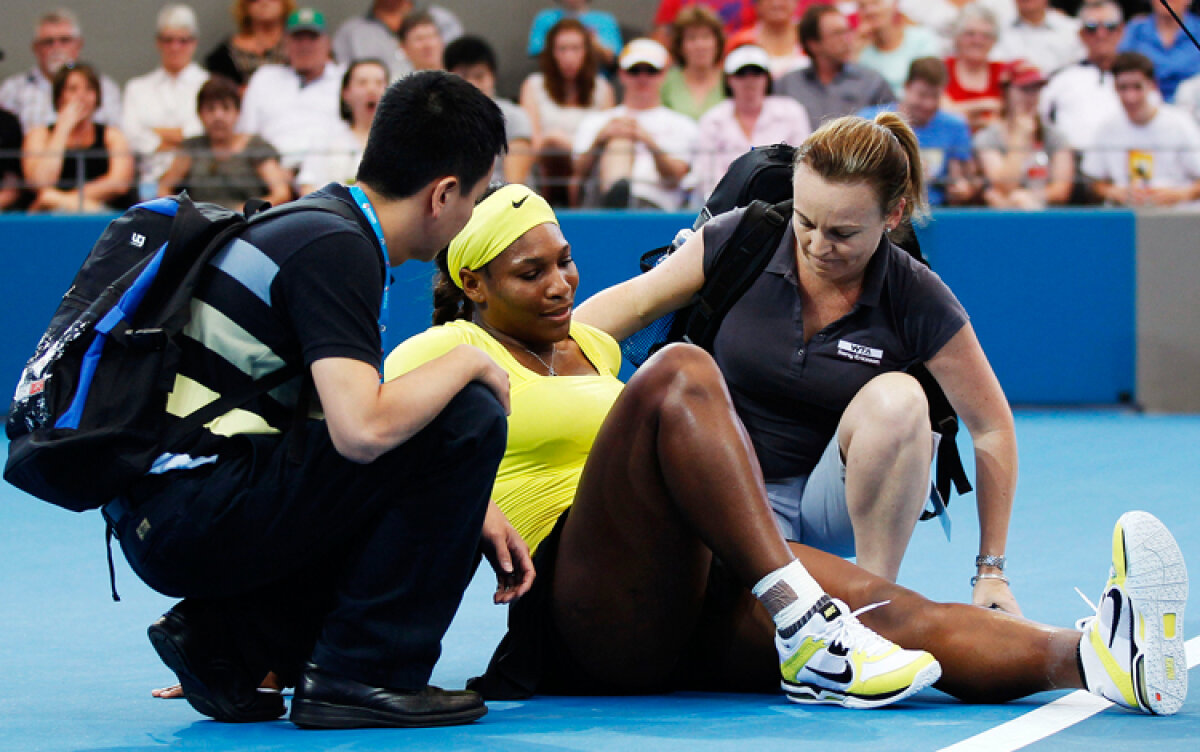 O nouă accidentare pentru Kim Clijsters! A abandonat în semifinale la Brisbane