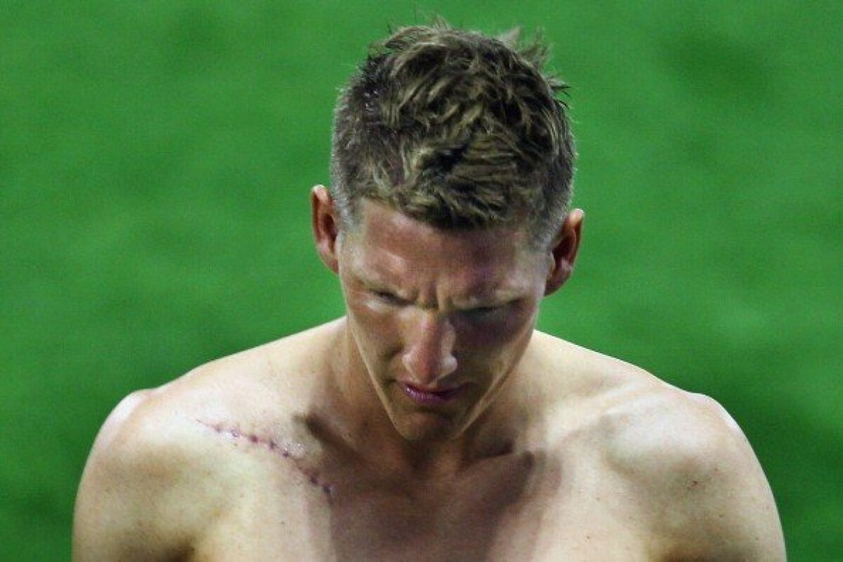 FOTO Schweinsteiger are o cicatrice de 10 centimetri pe umărul drept! :O