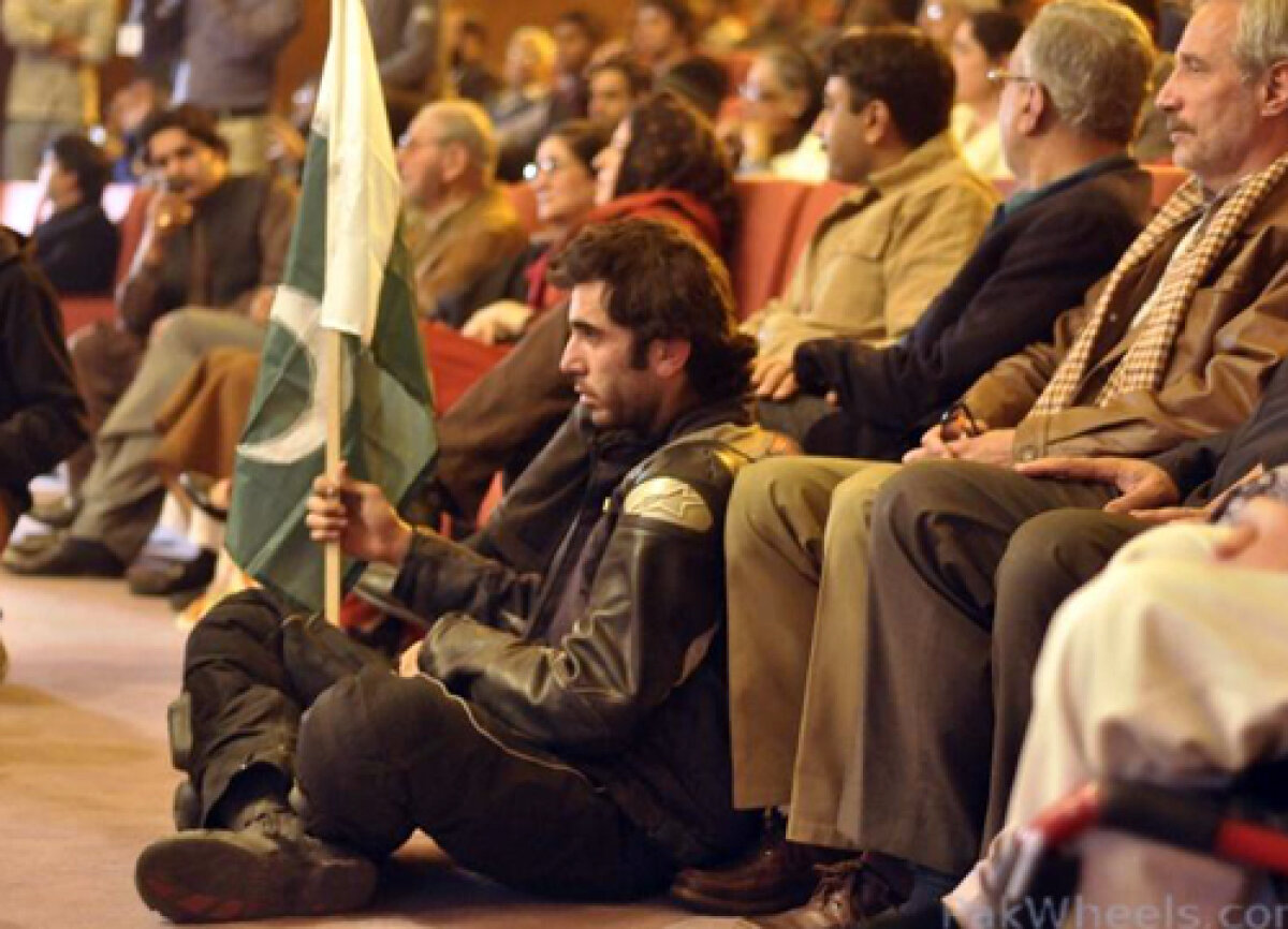 Moin Khan şi-a împlinit visul, dar nu uită de România: "Şi datorită românilor am reuşit!"