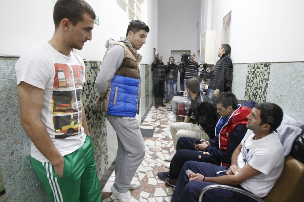 FOTO "Cîinii" s-au reunit » Strătilă declară război rivalilor: "Voi muri pe teren ca să luăm eventul"