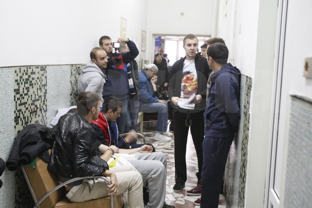 FOTO "Cîinii" s-au reunit » Strătilă declară război rivalilor: "Voi muri pe teren ca să luăm eventul"