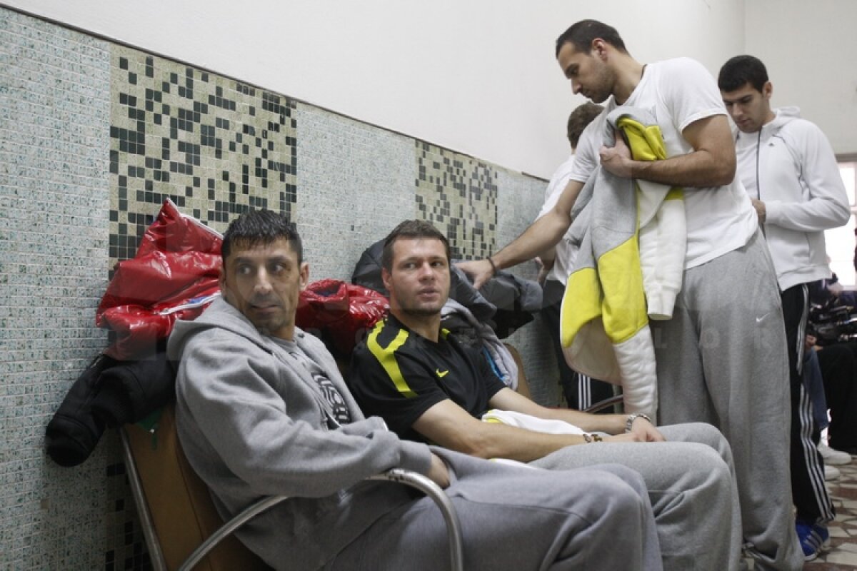 FOTO "Cîinii" s-au reunit » Strătilă declară război rivalilor: "Voi muri pe teren ca să luăm eventul"