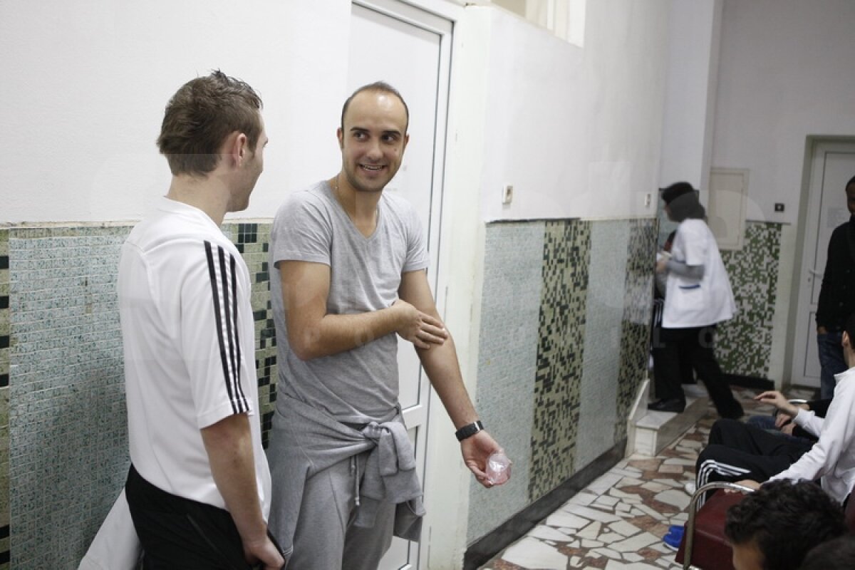 FOTO "Cîinii" s-au reunit » Strătilă declară război rivalilor: "Voi muri pe teren ca să luăm eventul"