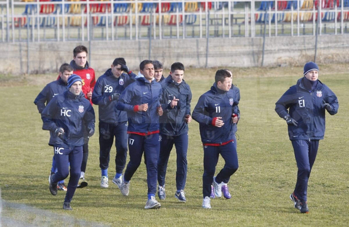 FOTO » Steaua s-a reunit la Mogoşoaia. Latovlevici şi Bicfalvi au fost şi ei la antrenament