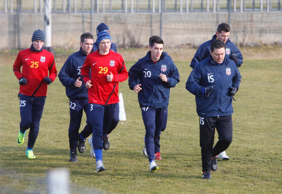 FOTO » Steaua s-a reunit la Mogoşoaia. Latovlevici şi Bicfalvi au fost şi ei la antrenament