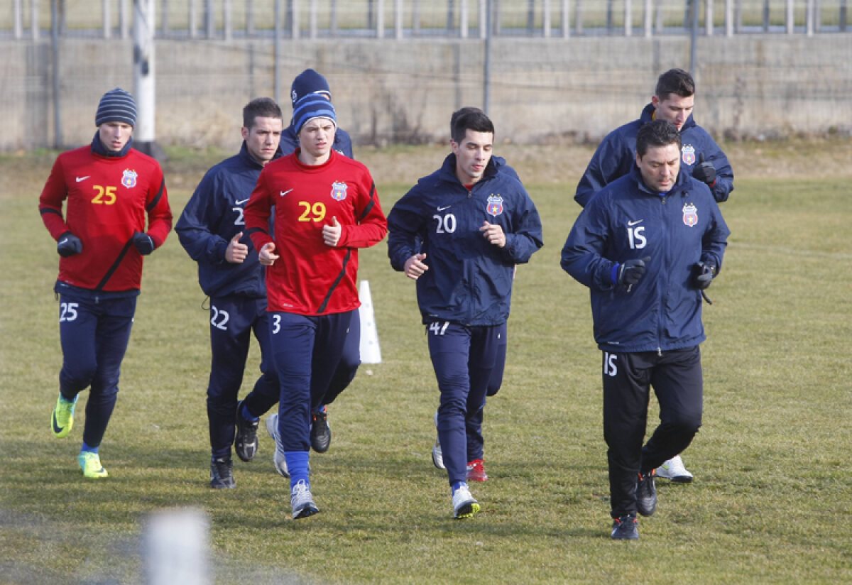 FOTO » Steaua s-a reunit la Mogoşoaia. Latovlevici şi Bicfalvi au fost şi ei la antrenament