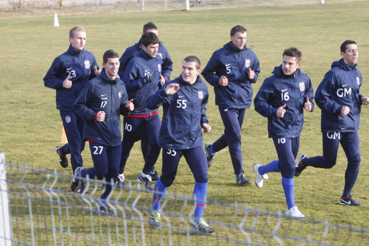 FOTO » Steaua s-a reunit la Mogoşoaia. Latovlevici şi Bicfalvi au fost şi ei la antrenament