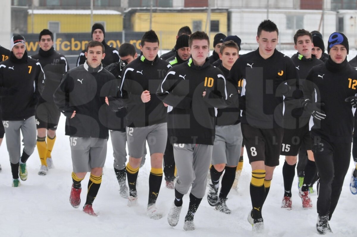 FOTO Reunire FC Braşov » Şumudică aşteaptă azi un fundaş şi un atacant