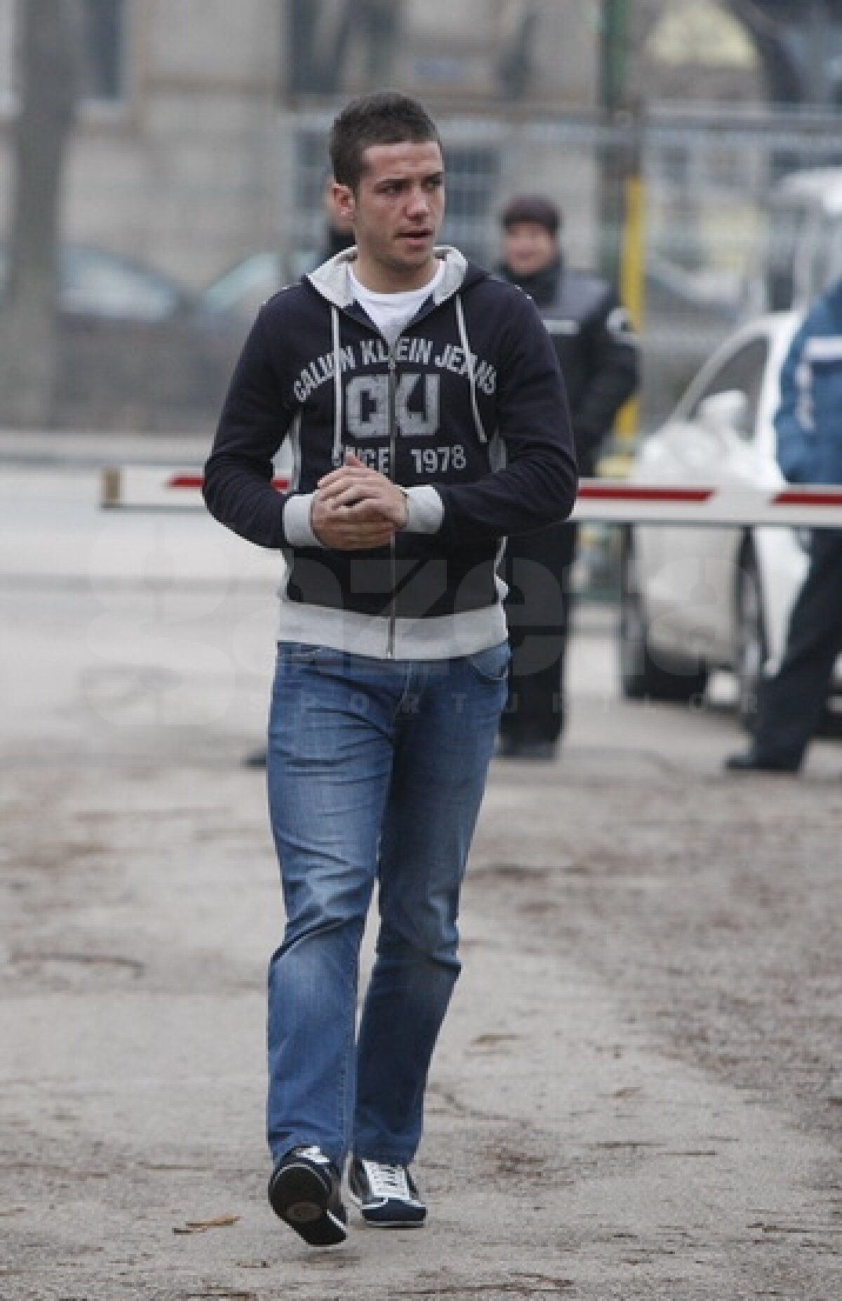 FOTO Latovlevici s-a prezentat alături de colegi la vizita medicală » Chiricheş e încrezător: "Vreau titlul!"