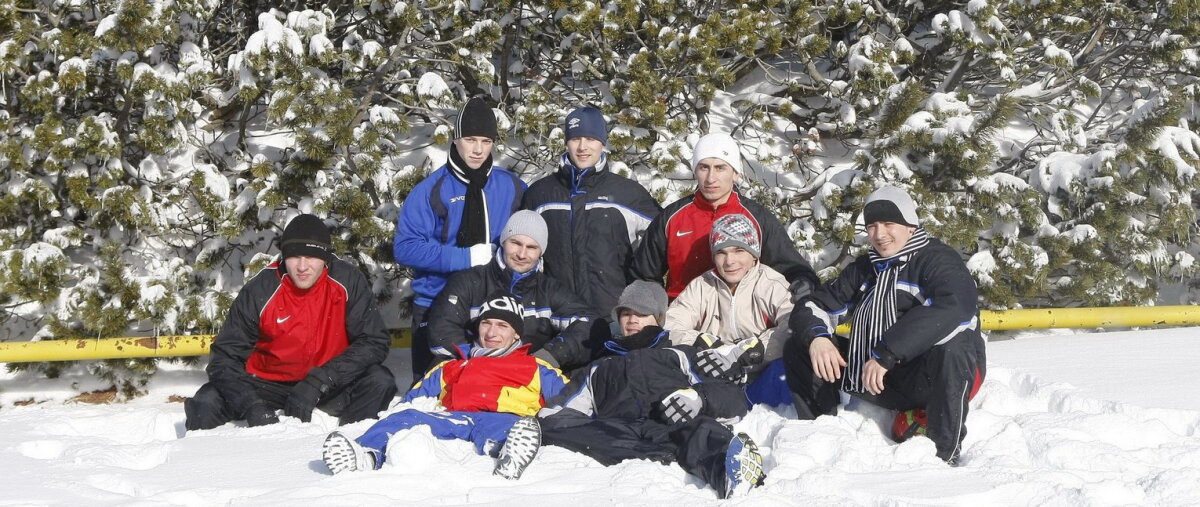 GALERIE FOTO Cantonament în vîrf de munte pentru echipa masculină de gimnastică » Zăpadă în botoşi