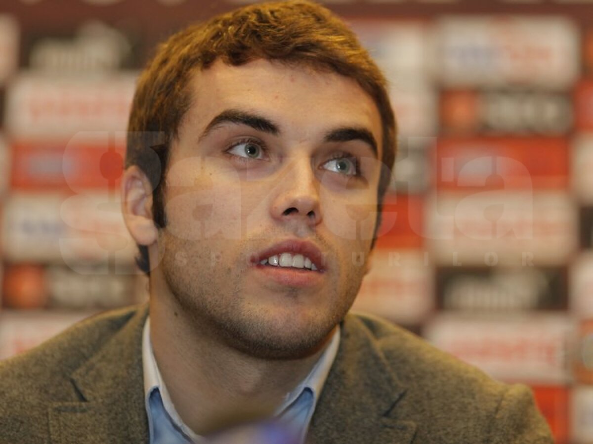 FOTO&VIDEO Ioniţă a revenit la Rapid şi promite că s-a maturizat: "Voi juca mai bine decît în 2010, fără fiţe, fără mofturi" ;)