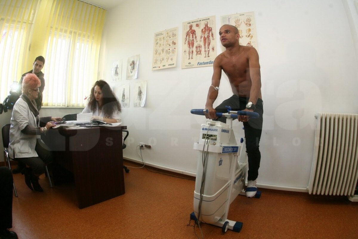 FOTO Jucătorii lui Costa s-au reunit azi » Beto: "Arbitri străini în Liga 1? Slavă Domnului!" :)